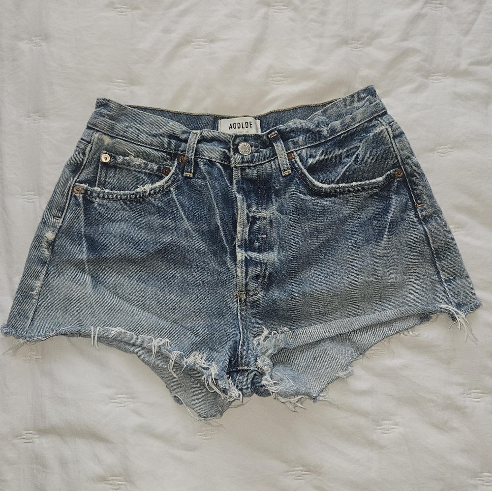 AGOLDE Raw Hem Jean Shorts 26 MRSP $140+